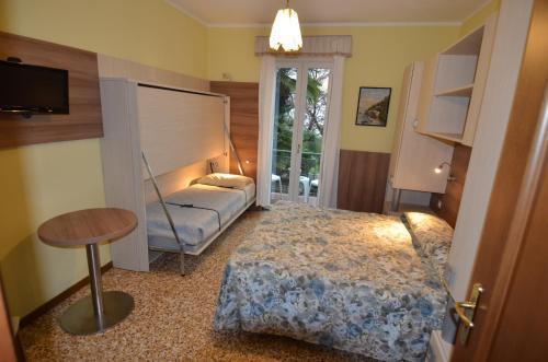 Hotel Villa Ruscello Бавено Экстерьер фото