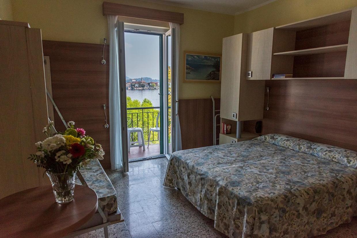 Hotel Villa Ruscello Бавено Экстерьер фото