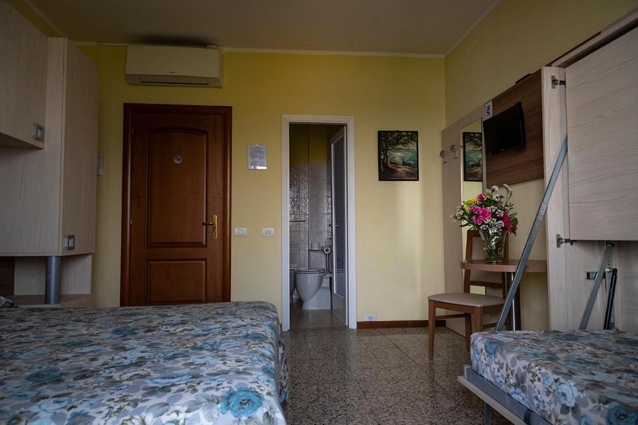 Hotel Villa Ruscello Бавено Экстерьер фото